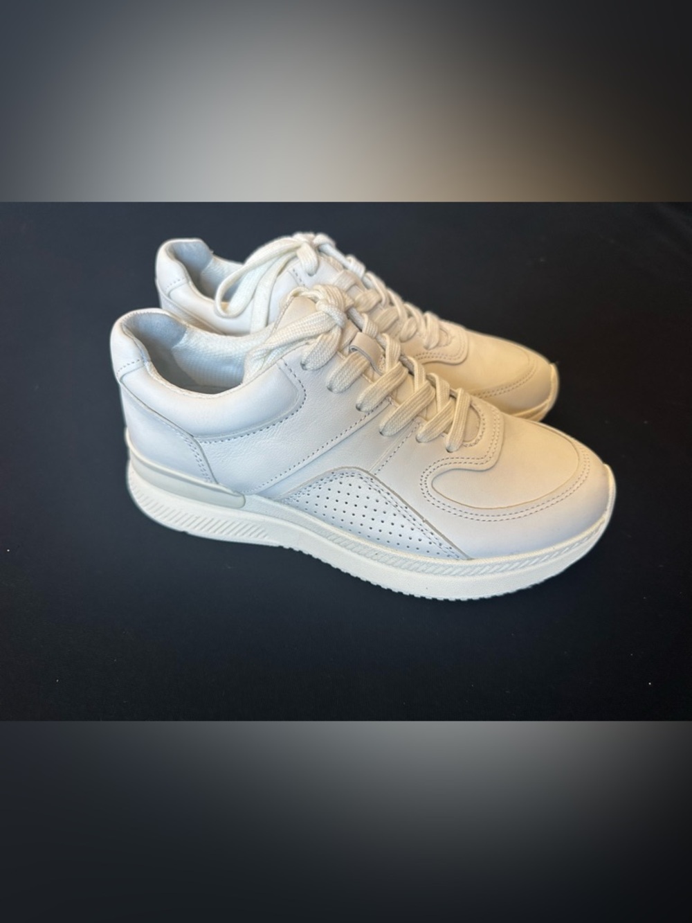 Everlane The Trainer Off-White Leather Men's Sneakers Men’s 4 New Kids View 2